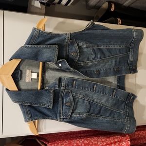 Sleeveless Jean jacket/vest